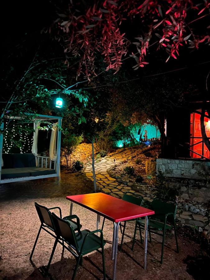 Ata Bungalow Bed and Breakfast Kaş Esterno foto