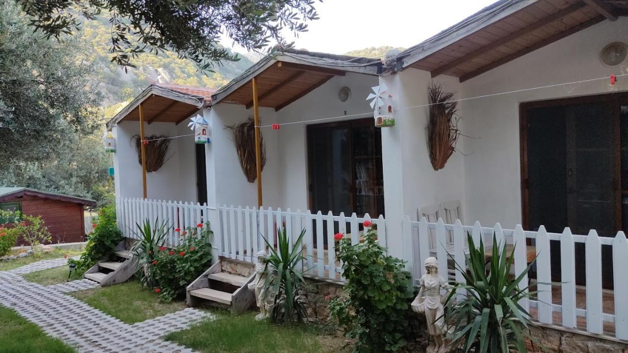 Ata Bungalow Bed and Breakfast Kaş Esterno foto